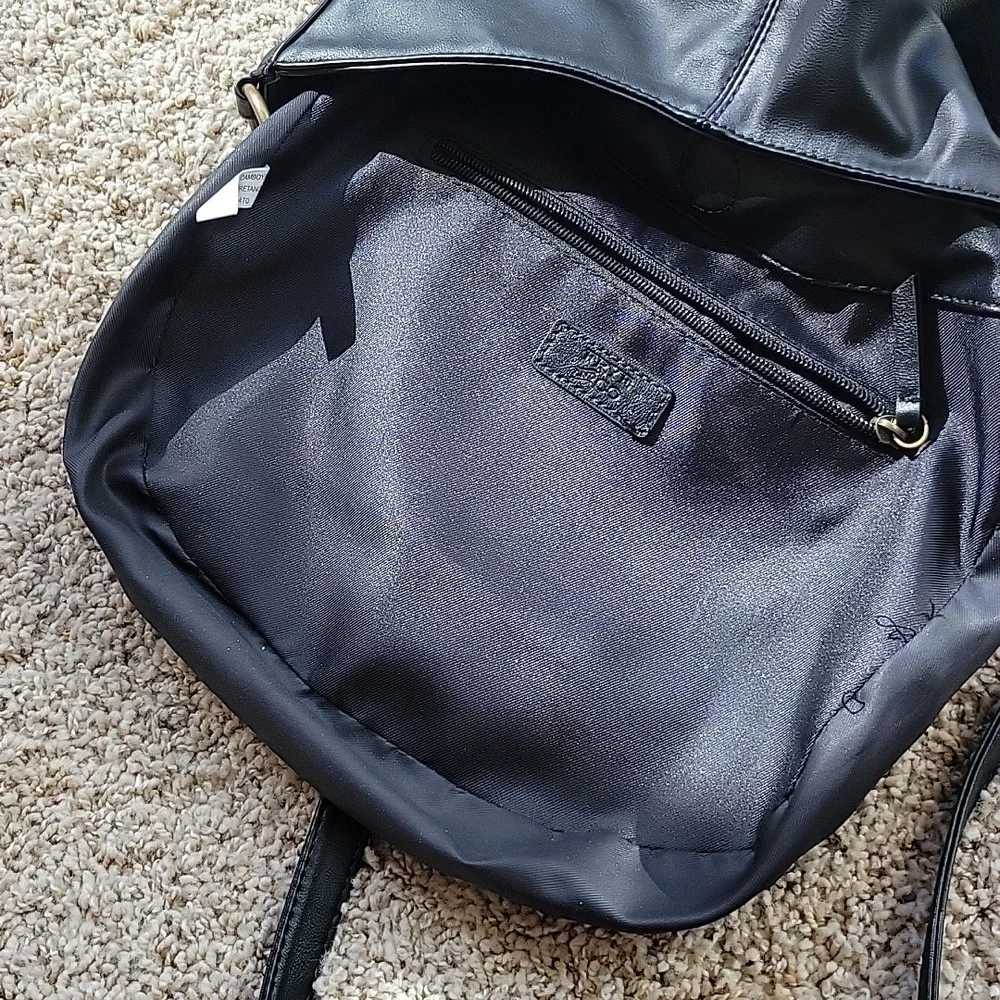 FRYE AND CO. BLACK CROSSBODY PURSE - Picture 3 of 11